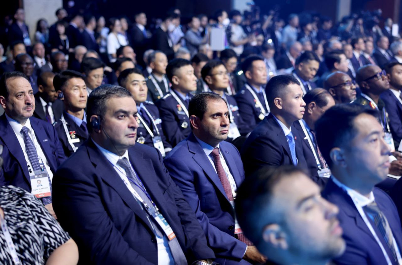 Պապիկյանը  մասնակցել է «Պատասխանատու արհեստական բանականություն՝ ռազմական տիրույթում» գագաթնաժողովի բացման արարողությանը