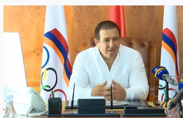 Գագիկ Ծառուկյանն ընդունել է Հայաստանի ծանրամարտի հավաքականին (տեսանյութ)
