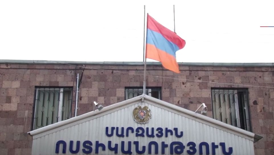 Գեղարքունիքի քրեական ոստիկանները ձերբակալել են թմրանյութ տեղադրողի. հայտնաբերվել է 51 փաթեթ մարիխուանա
