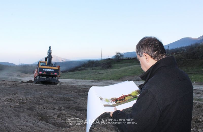 «Սատարենք մեր հերոսներին» ՀԿ-ն և АМАА-ն տնաշինական ծրագիր կիրականացնեն ԱՀ Նախիջևանիկ գյուղում