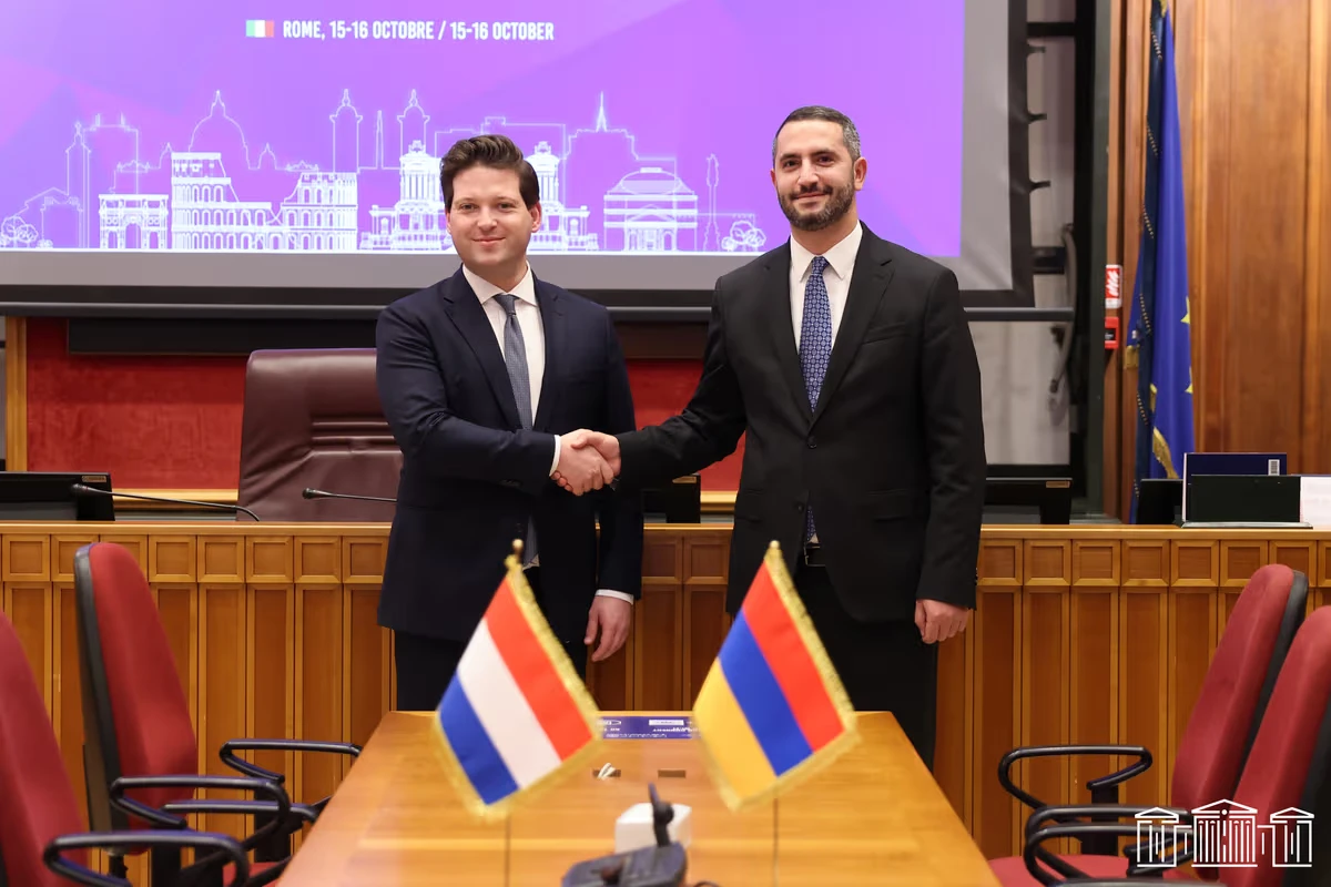 ԱԺ նախագահը Նիդերլանդների խորհրդարանի Ներկայացուցիչների պալատի նախագահի հետ քննարկել է ՀՀ-ԵՄ հարաբերությունների զարգացմանը հեռանկարները