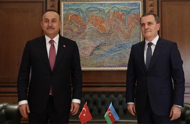 Թուրքիայի և Ադրբեջանի ԱԳՆ ղեկավարները քննարկել են իրավիճակը հայ-ադրբեջանական սահմանին