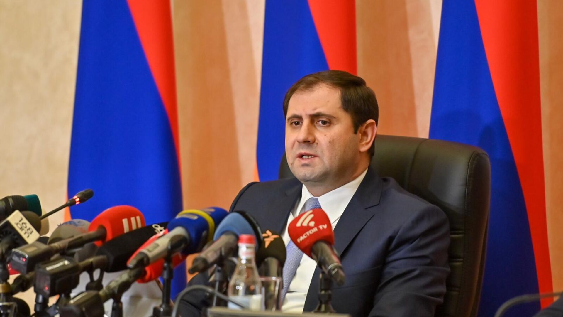 Սուրեն Պապիկյանը ԳՇ պետի հրաժարականի պահանջելու պատճառ չի տեսնում