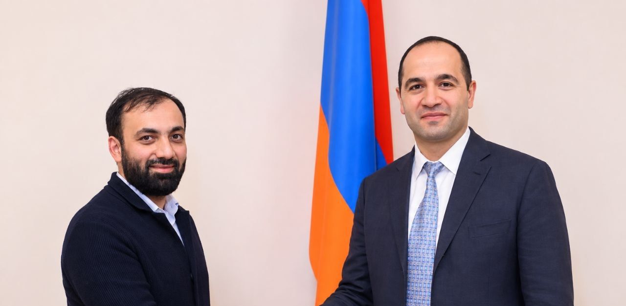 Դավիթ Թադևոսյանը հանդիպել է Krisp-ի համահիմնադիր Արտավազդ Մինասյանի հետ