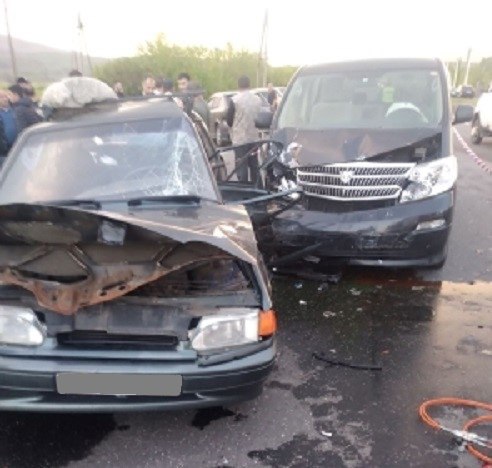 Ապարան-Քուչակ ճանապարհին  բախվել են «VAZ»-ը և «Toyota Alphard»-ը․ կա զոհ և տուժած