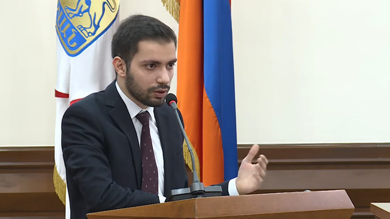 Իմ ինչի՞ն է պետք տրանսպորտի թանկացումը. ջհանդամը, թե 10 տարի հետո ինչ կլինի, ինձ կամ Ավինյանին դրանից ի՞նչ․ Գալջյան