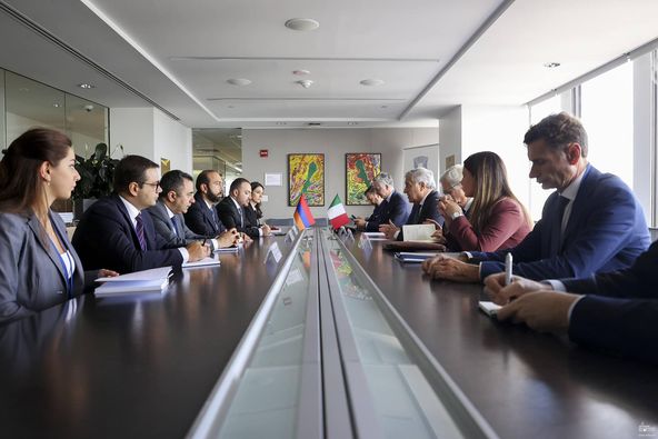 Արարատ Միրզոյանը Իտալիայի ԱԳ նախարարին է ներկայացրել ԼՂ ժողովրդի դեմ Ադրբեջանի հերթական լայնածավալ ագրեսիան