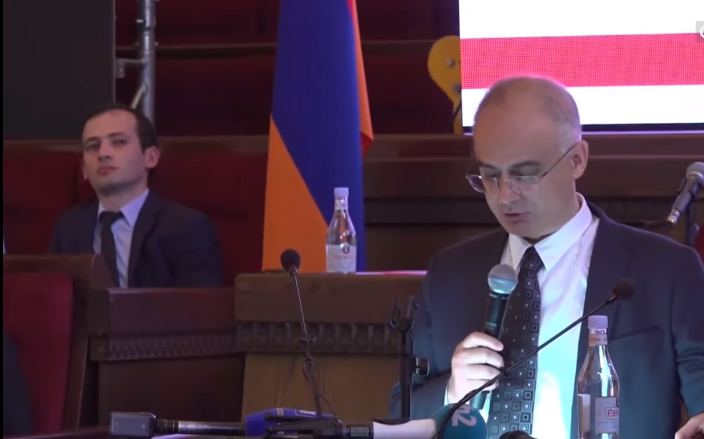 Նվաստացուցիչ այս պարտության գլխավոր պատասխանատուն Նիկոլ Փաշինյանն է՝  հայկական էլչիբեյը․ Լևոն Զուրաբյան (տեսանյութ)