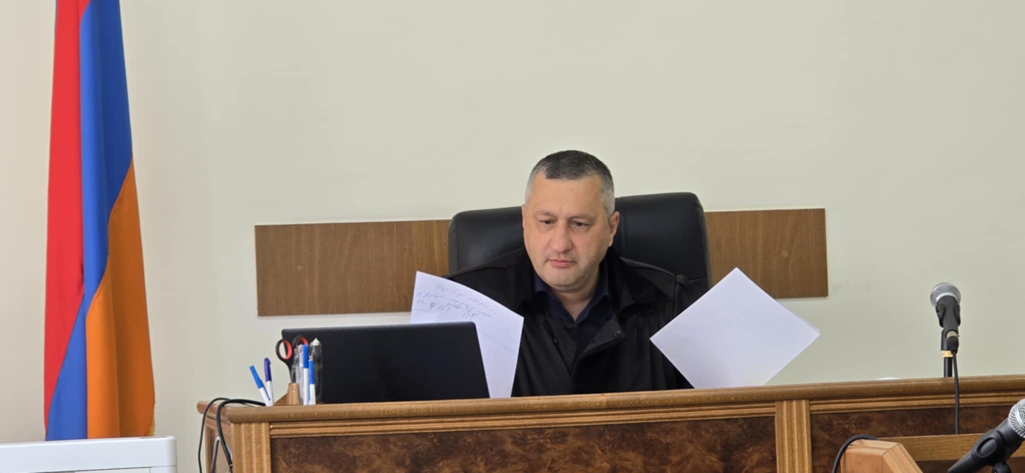 «Ի՞նչ է նշանակում՝ նախագահի հրամանագրով Արցախի Հանրապետությունը լուծարվել է»․ Ստեփանակերտի քաղաքապետի գործով դատավորի հարցը՝ պաշտպանին