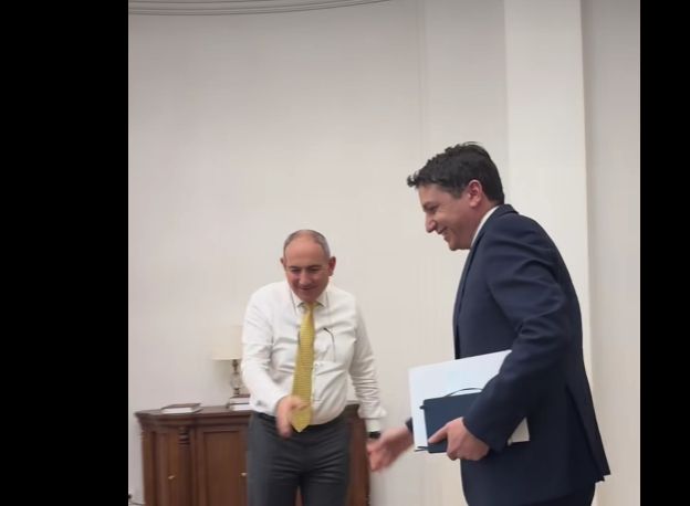 Աշխատանքային հանդիպում ֆինանսների նախարար Վահե Հովհաննիսյանի հետ. Փաշինյան (տեսանյութ)