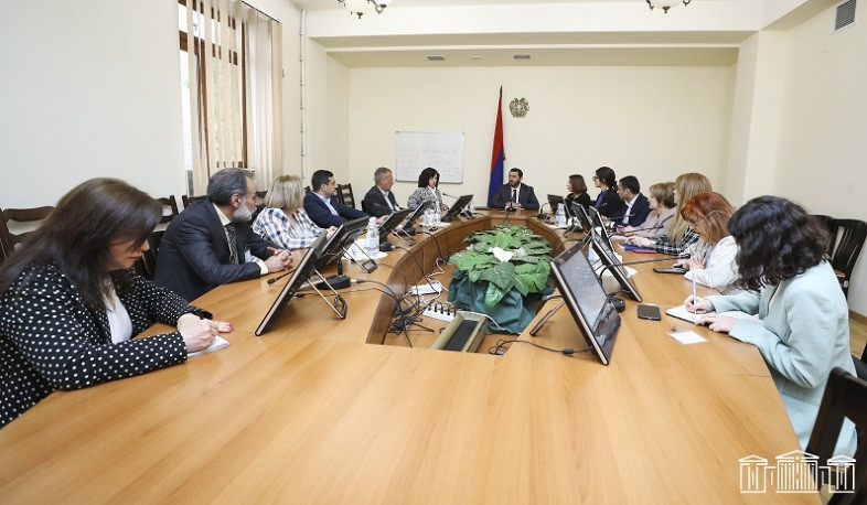 Աշխատանքային քննարկում ամուսնության տարիքային շեմի փոփոխության հարցի վերաբերյալ