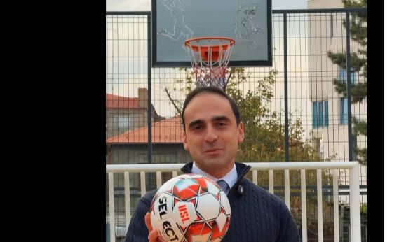 Իմ բակից՝ մեծ ֆուտբոլ. Ավինյան