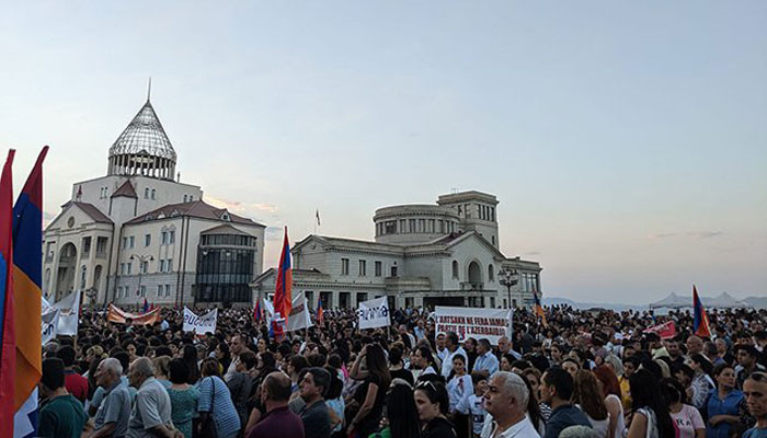 Рубен Варданян созывает митинг в Степанакерте