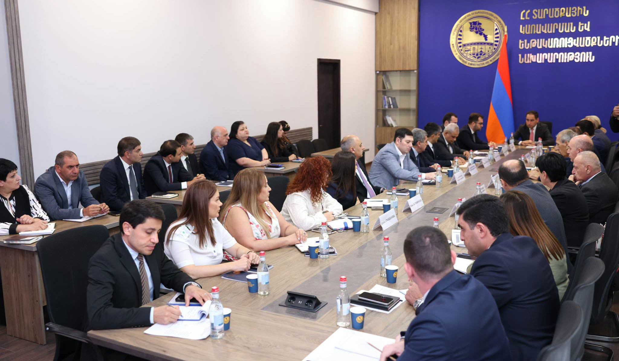 Գործակարգավարական խորհրդակցություն՝ ՏԿԵՆ-ում. Դավիթ Խուդաթյանը ներկայացրել է նորանշանակ փոխնախարարին