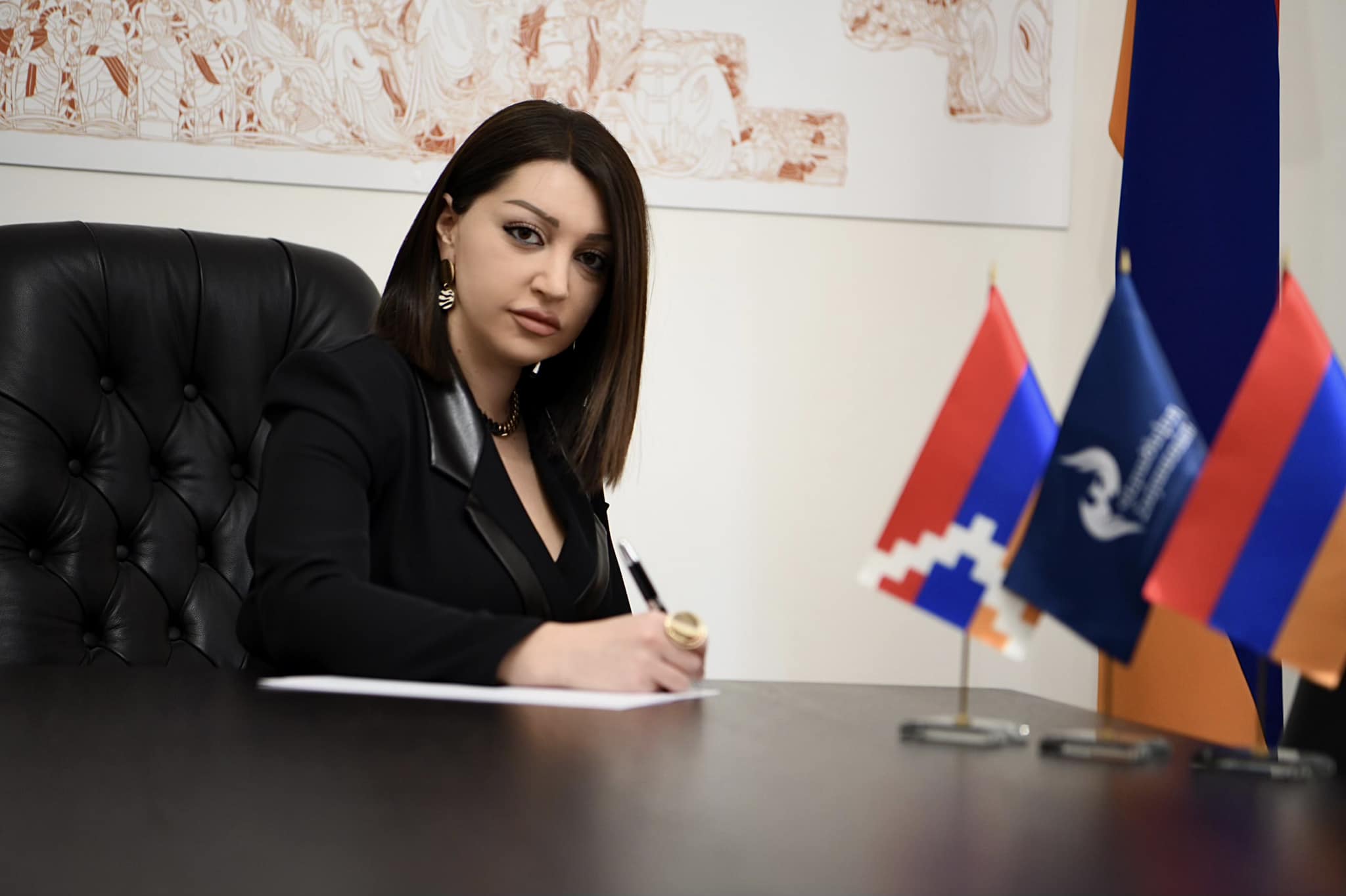 Անժելա Նալբանդյանը հրաժարվել է պատգամավորական մանդատից