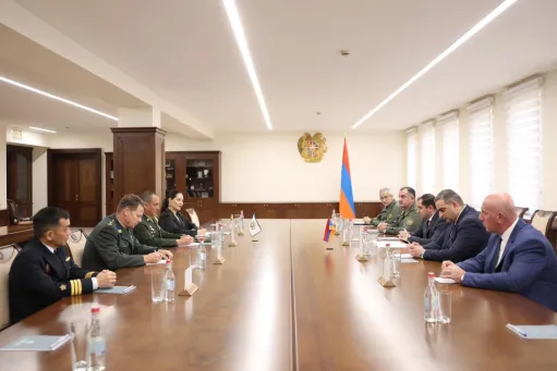 ՌՍՄԽ նախագահը Պապիկյանին և ԳՇ պետին պարգևատրել է Ռազմական սպորտի միջազգային խորհրդի մեդալներով