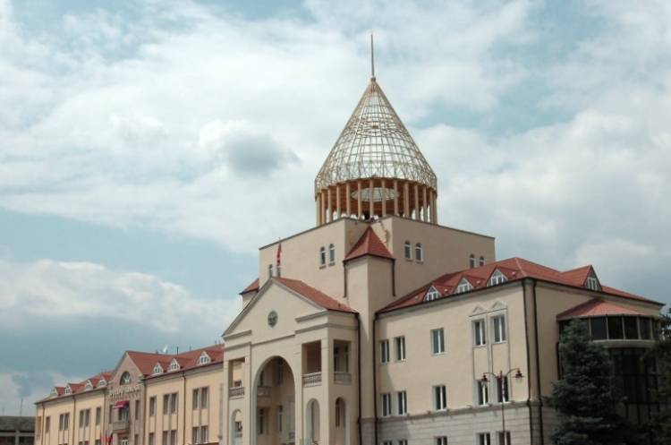 Ովքե՞ր են Արցախի հարցով միջազգային հանձնախմբի անդամները․ «Հրապարակ»