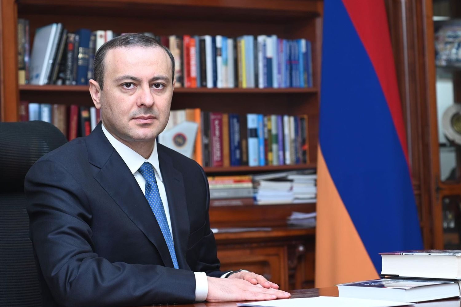 Արմեն Գրիգորյանը ոչ մի կերպ չի հաղթահարում Նիկոլ Փաշինյանից նեղացածությունը. «Հրապարակ»