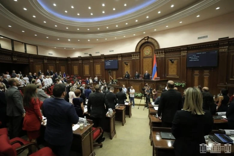 Կաթողիկոսը կմասնակցի՞ ԱԺ առաջին նիստին. «Փաստ»