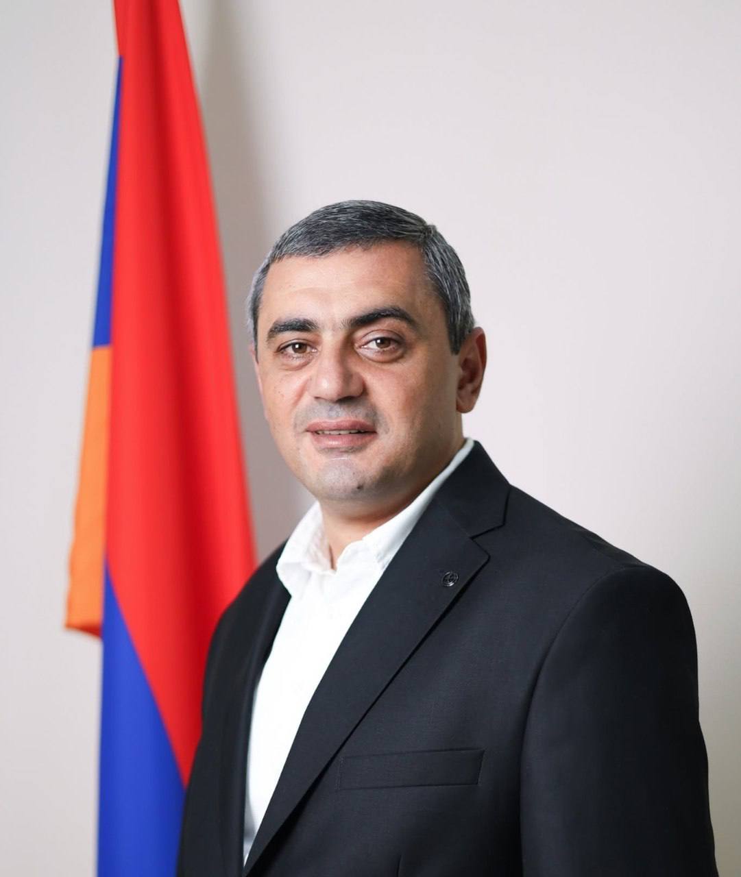 «Ուժեղ Հայաստան» կուսակցության՝ Ստեփանավանի համայնքապետի թեկնածու Արսեն Գևորգյանը ձերբակալվել է. Արեգա Հովսեփյան