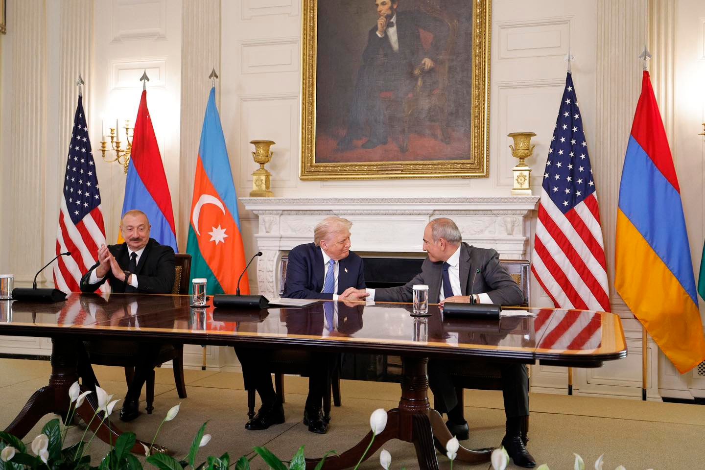 Atlantic Council-ի առաջարկը Թրամփի վարչակազմին․ Բաքվին զենքի վաճառքի արգելքի վերացում՝ հայ գերիների ու քաղբшնտարկյալների ազատ արձակելու դիմաց