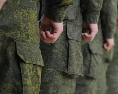Ռուսաստանում երեք տարով երկարացրել են զորակոչային տարիքը