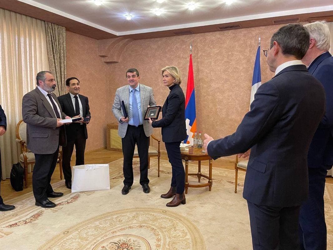 Кандидат в президенты Франции в Степанакерте провела встречу с президентом Арцаха