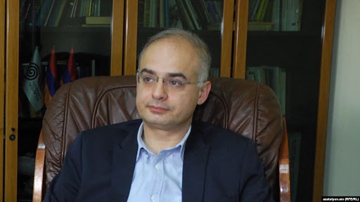 Մեզ ընդամենը պետք է պահպանել եւ ընդարձակել ընտրարշավի ընթացքում ստեղծված հոյակապ նոր թիմը. Զուրաբյան