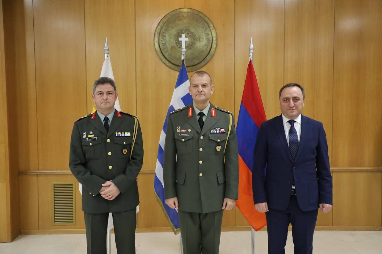 Աթենքում տեղի են ունեցել Հայաստան-Հունաստան երկկողմ ու Հայաստան-Հունաստան-Կիպրոս եռակողմ պաշտպանական խորհրդակցությունները