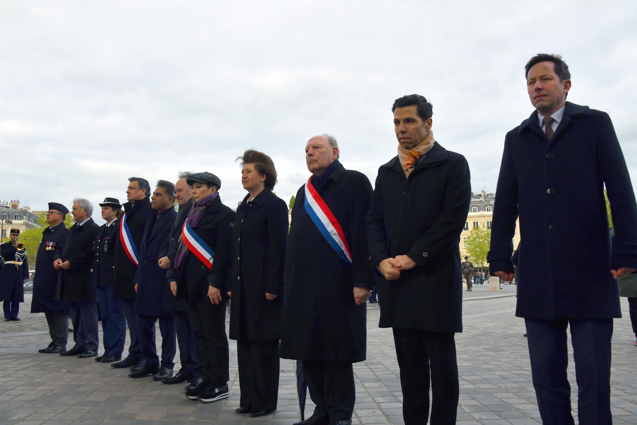 Փարիզի Հաղթական կամարի հավերժական կրակի թեժացման արարողություն՝ ի հիշատակ Հայոց ցեղասպանության զոհերի