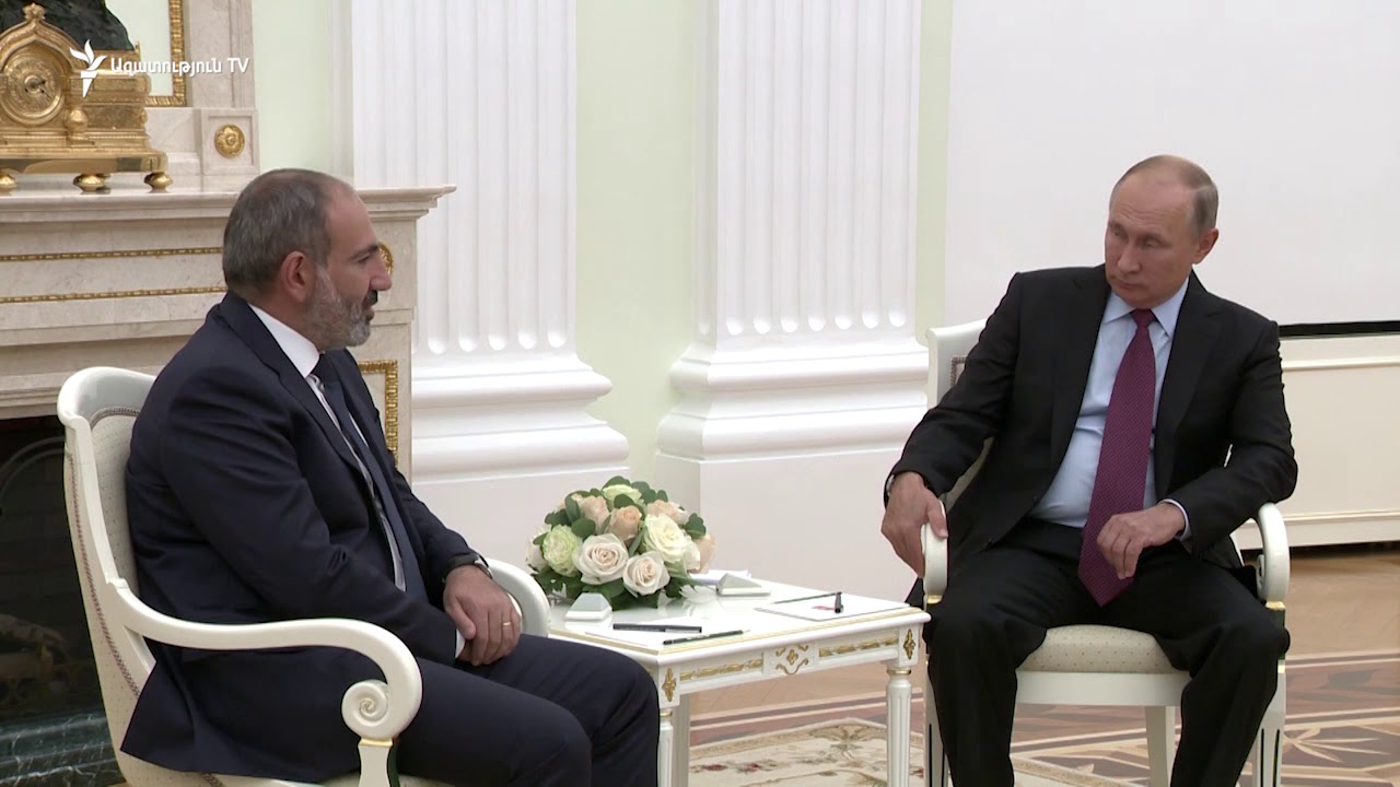 В телефонном разговоре с Путиным Пашинян  подчеркнул крайнюю важность армяно-российского стратегического партнерства