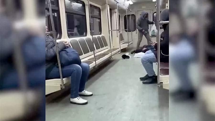 Համացանցում տարածվել է Մոսկվայի «Կուրսկայա» մետրոյի կայարանում տեղի ունեցած դաժան ծեծկռտուքի մասին տեսանյութ