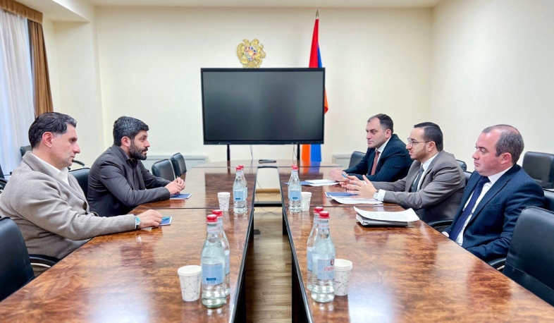 Մխիթար Հայրապետյանն ու Eleveight AI ընկերության ներկայացուցիչները քննարկվել են Հայաստանում ԱԲ տվյալների կենտրոնների զարգացման հնարավորությունները