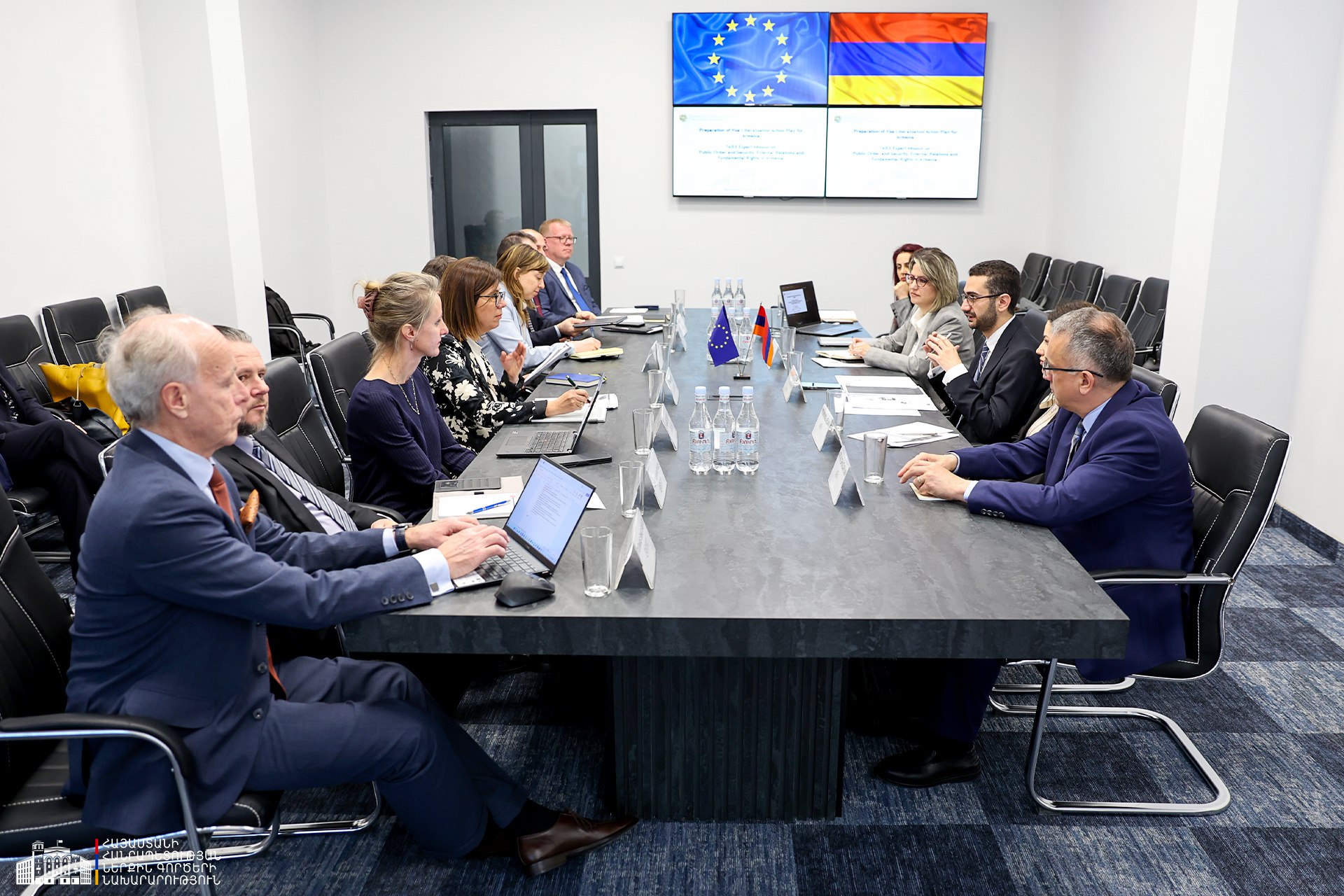 Վիզաների ազատականացման հեռանկարները օրակարգում․ ՆԳ նախարարի տեղակալն ընդունել է ԵՄ փորձագիտական երկրորդ առաքելությանը