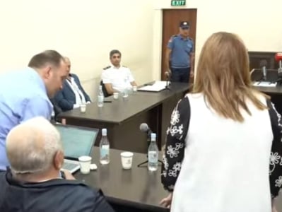 Յուրի Խաչատուրովի թարգմանչի ինքնությունը բուռն քննարկումներ առաջացրեց դատավարության ժամանակ