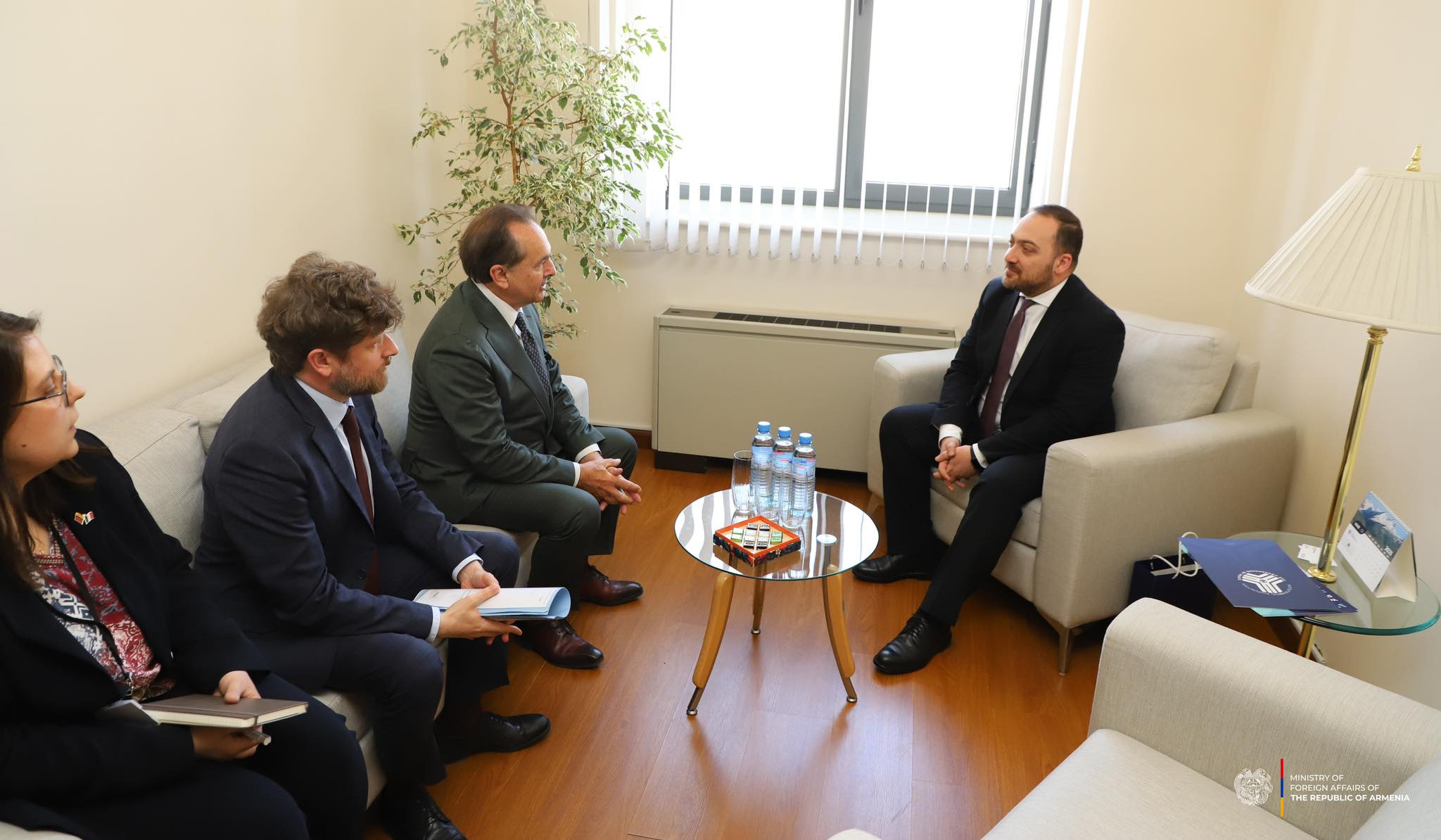 ԱԳՆ գլխավոր քարտուղարը և ֆրանսիացի քաղաքագետ Ժիլ Կեպելը քննարկել են տարածաշրջանային և գլոբալ աշխարհաքաղաքական հարցեր