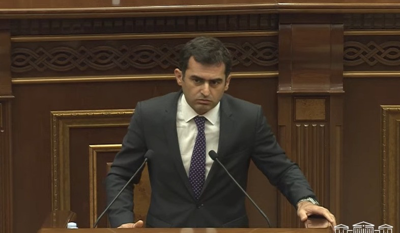 Հնարավոր չէ ունենալ առողջ բանակ, եթե բանակի հրամանատարությունը զբաղված է իր առանձնատները բանակի, ազգային պարկերի ու ժողովրդի հաշվին սարքելով. Արշակյան
