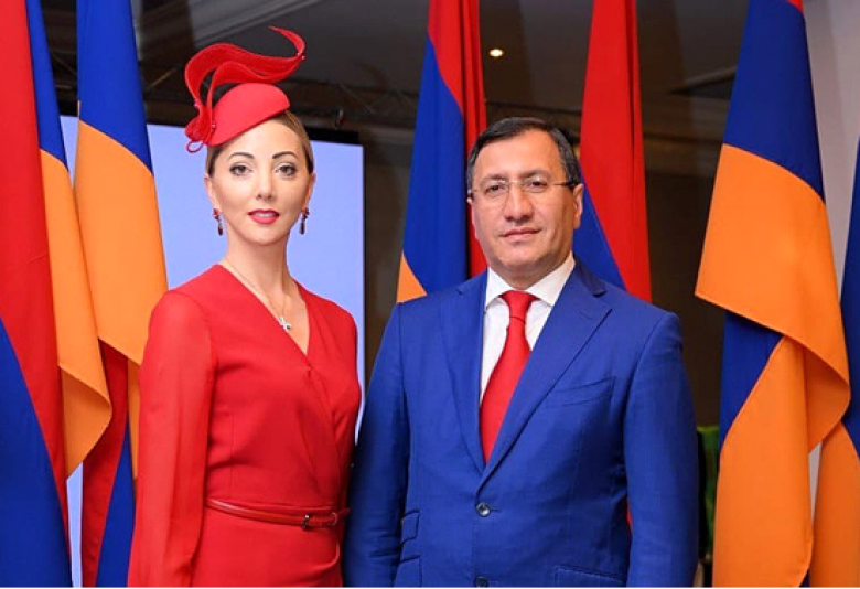 Տիգրան Արզաքանցյանի տիկինը՝ Նատալյա Ռոտենբերգը, պատրաստ է զորակոչվելու ՀՀ զինված ուժեր