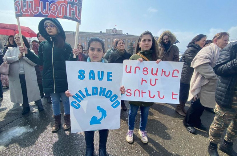 Призыв Степанакерта —предотвратить агрессию Азербайджана и деарменизацию Арцаха. Мирнаяакция