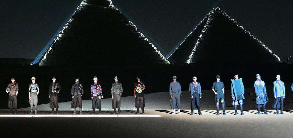 Dior-ի ցուցադրությունը՝ Եգիպտոսի Գիզայի բուրգերում (լուսանկարներ)