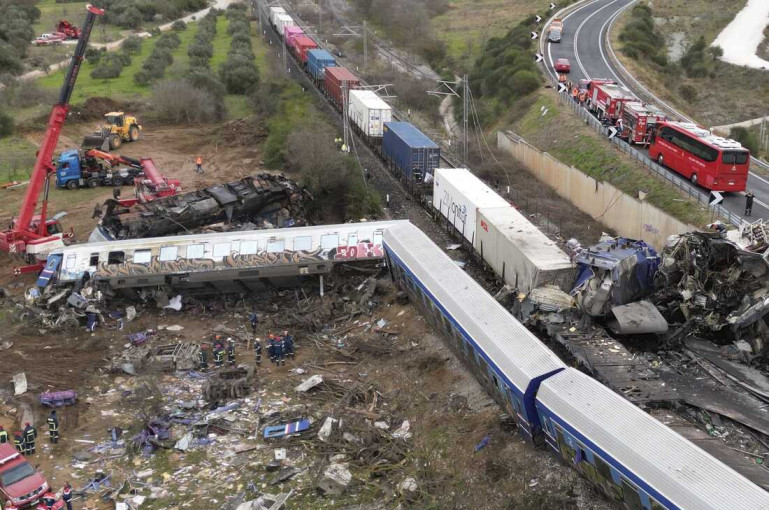 Հունաստանում գնացքների բախման հետևանքով զոհերի թիվը հասել է 57-ի