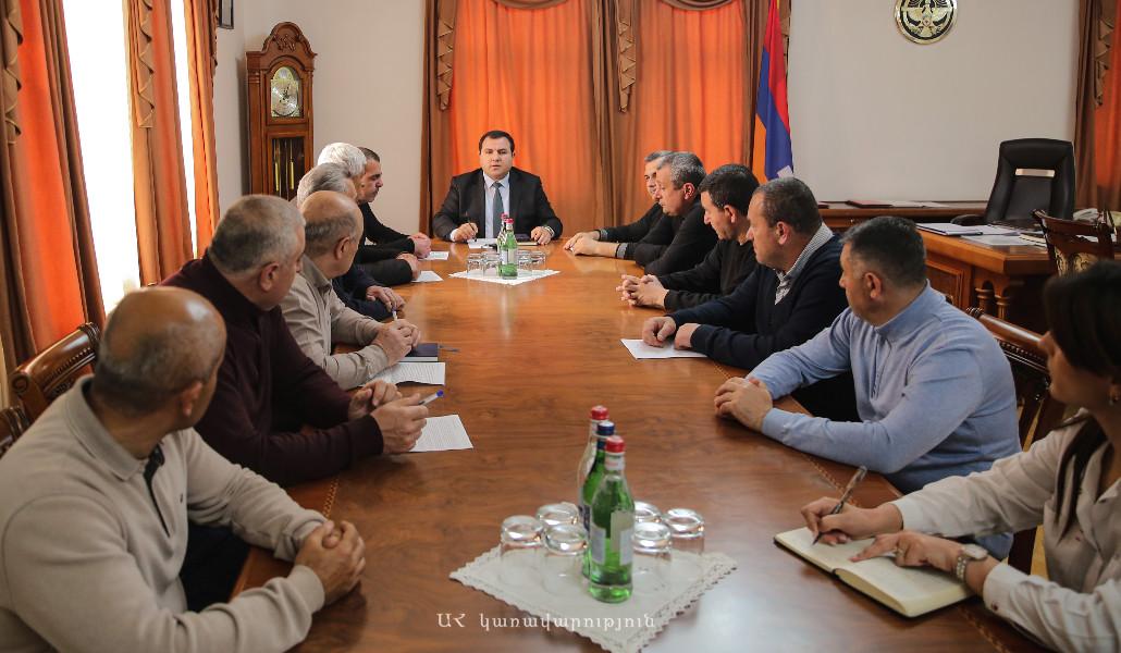 Государственный министр Арцаха встретился с офицерами запаса