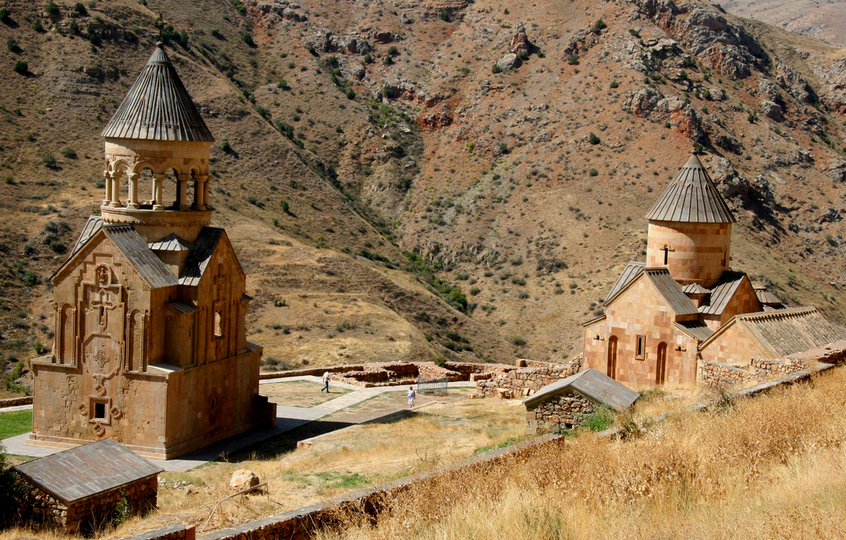 Վայոց ձորի Նորավանքի եկեղեցական համալիրում 24-ամյա տղան իր նշանդրեքին ինքնաձիգից կրակոցներ է արձակել