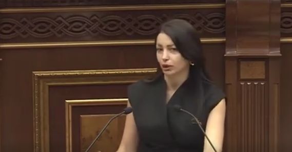 Ձեզ առերեսելու ենք ձեր ասածների հետ, ձեր քթից բերելու ենք «300 հազար ադրբեջանցիները» հատ հատ. ՔՊ-ական պատգամավորը՝ ընդդիմադիրներին