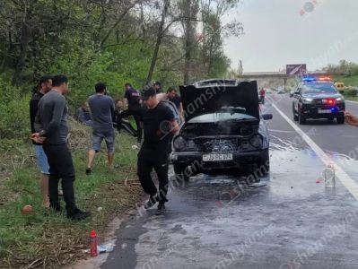  «Չայնիի ոլորաններ»-ում  «Mercedes» է այրվել․ կրակի տարածումը կանխել են քաղաքացիները