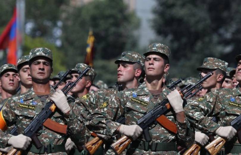 Այսօր ՀՀ ԶՈՒ կազմավորման 33-ամյակն է