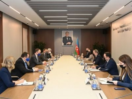 Ադրբեջանը ՀՀ-ից պահանջում է տեղեկատվություն տրամադրել առաջին պատերազմում անհայտ կորածների մասին. Բայրամովը Կլաարին ներկայացրել է իրենց պահանջները