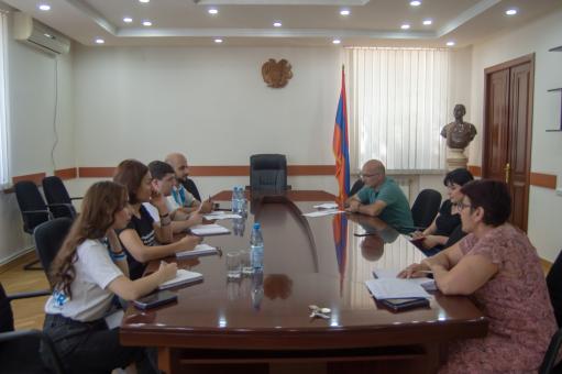 Քննարկվել են Արցախից տեղահանված և Տավուշում հյուրընկալված ընտանիքների խնդիրները