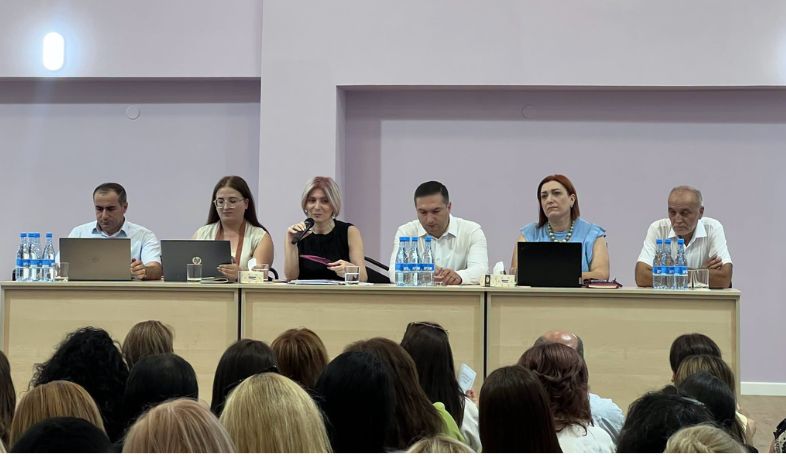 Օգոստոսյան խորհրդակցություններ՝ Արտաշատի և Փարաքարի դպրոցներում․ քննարկվել են կրթության ոլորտի առաջնահերթությունները