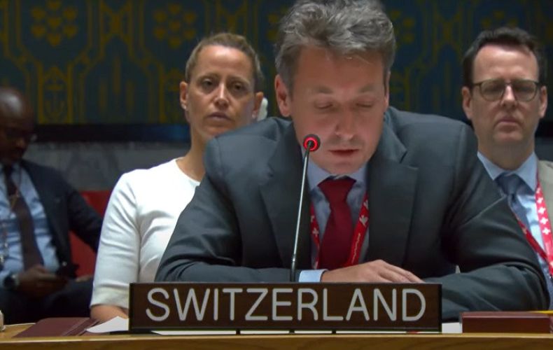 В ходе обсуждения в Совбезе ООН представитель Швейцарии призвал всех принять меры для обеспечения бесперебойных поставок продуктов питания нуждающимся